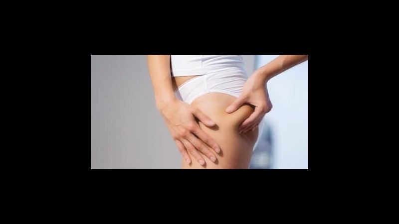 Pancia e cellulite il vero incubo delle donne in spiaggia