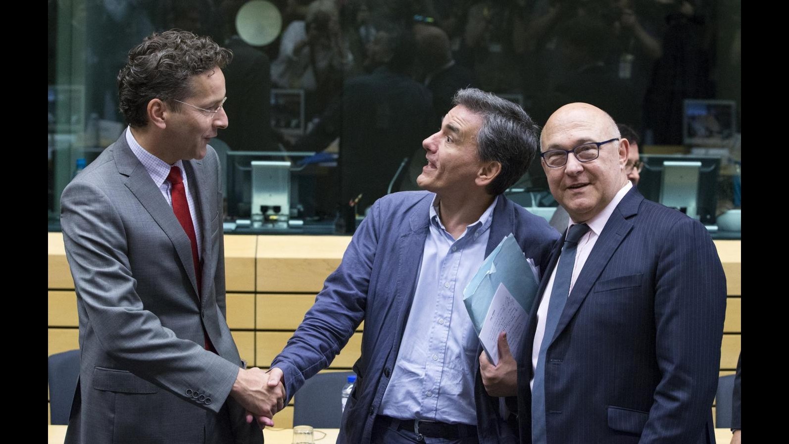 Grecia, si va verso il terzo salvataggio L’Esm avvia la prima fase per nuovi aiuti