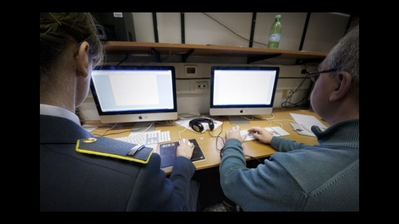 Roma, truffe on line per 25mila euro: sgominata banda di 4 persone