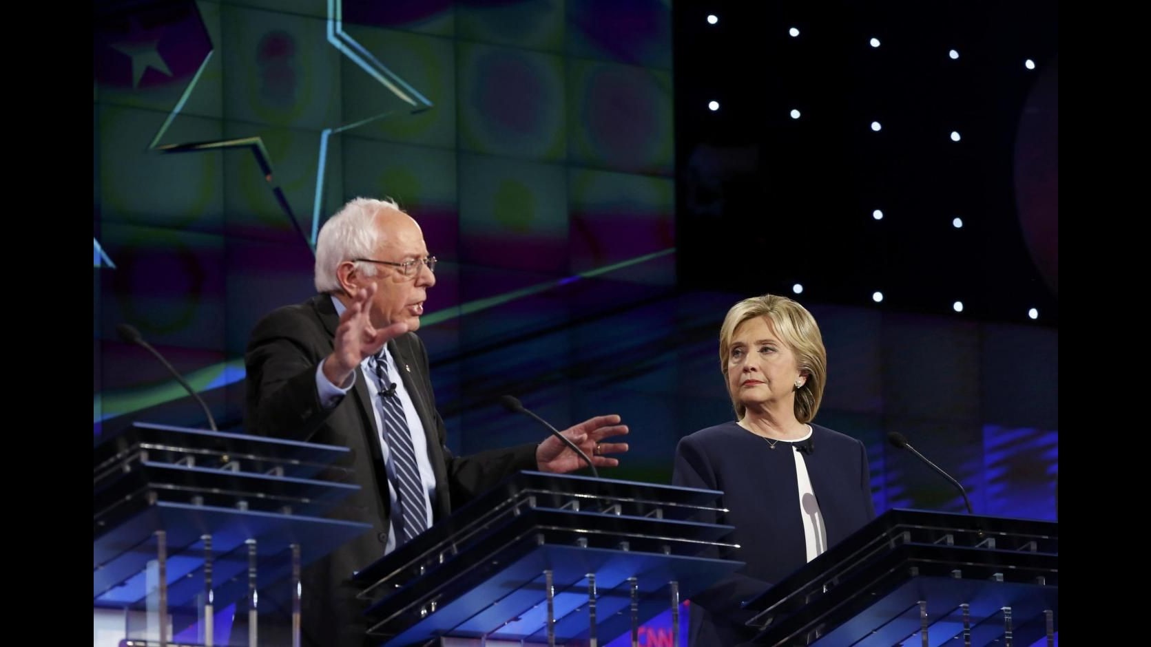 Usa 2016, democratici: Hillary vince dibattito, Sanders bene