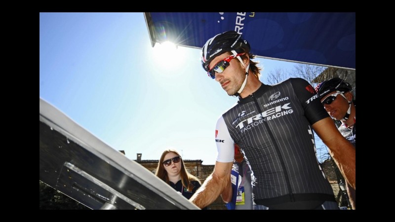 Tour de France, Cancellara maglia gialla. Nibali perde 1’27”