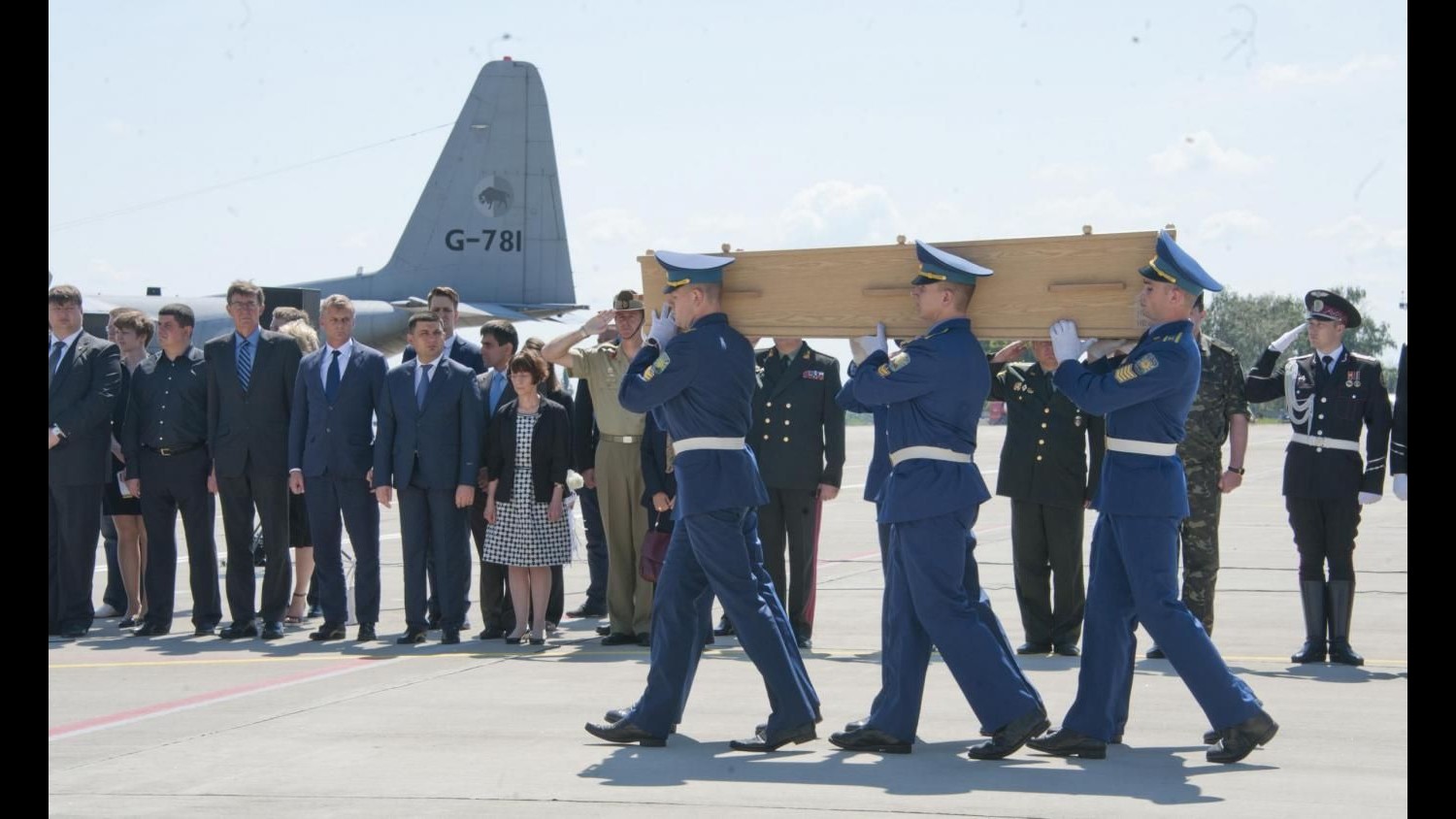Ucraina, Yatseniuk: Volo MH17 abbattuto da forze speciali Russia