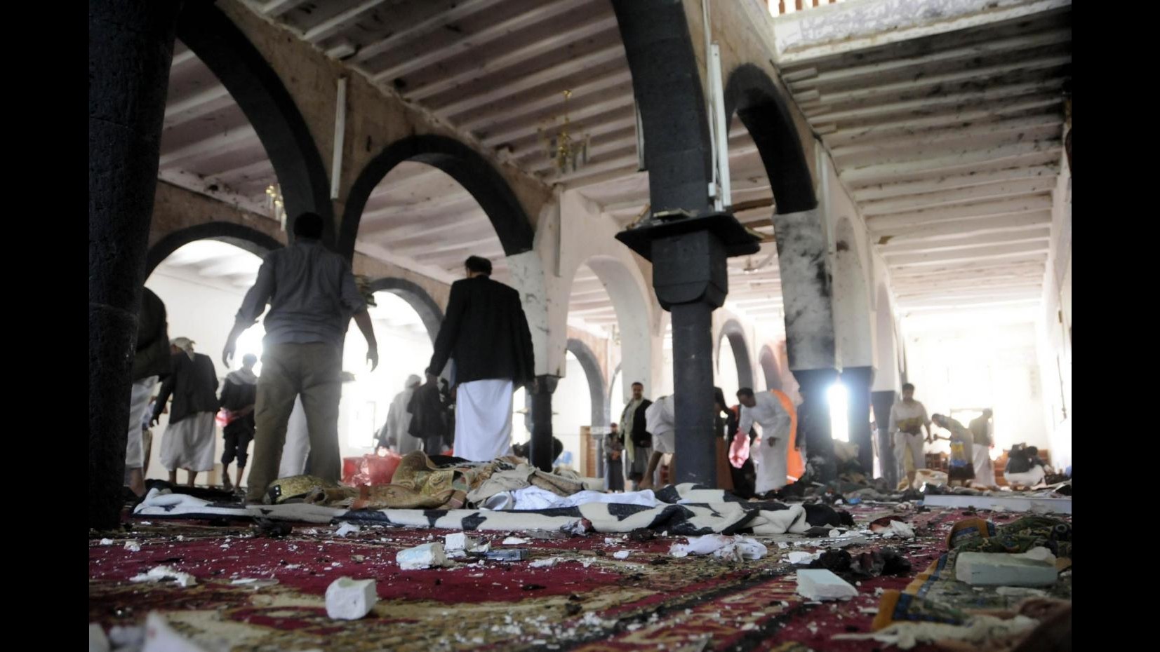 Terrorismo, sondaggio Rai3/Ixè: 66% italiani chiuderebbe moschee