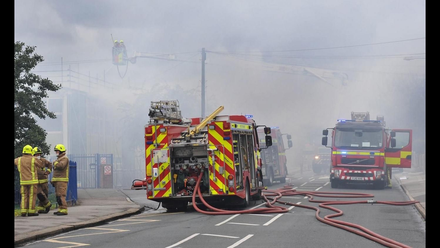 Irlanda, incendio in campo nomadi a sud di Dublino: nove morti