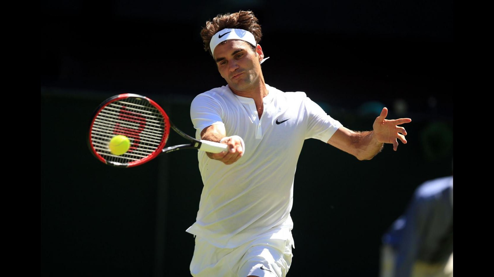 Tennis, Wimbledon: esordio ok per Federer, Nadal e Murray. Ko Halep e Bouchard