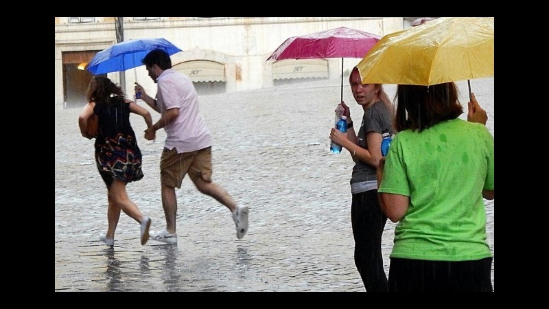 Maltempo, allerta per temporali al Centro-Sud