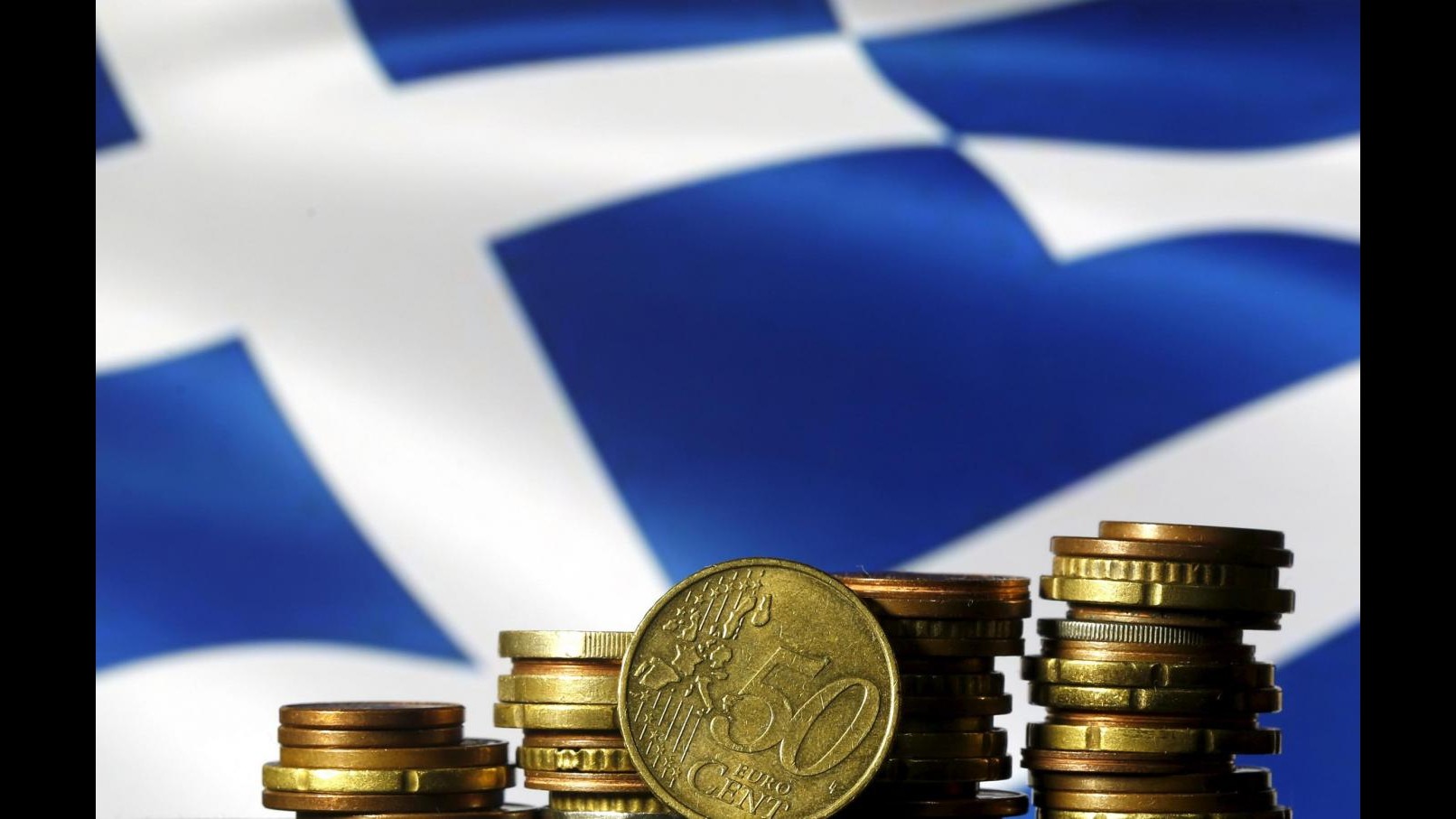 Grecia, Bagnai: Un altro euro non è possibile, smantelliamolo