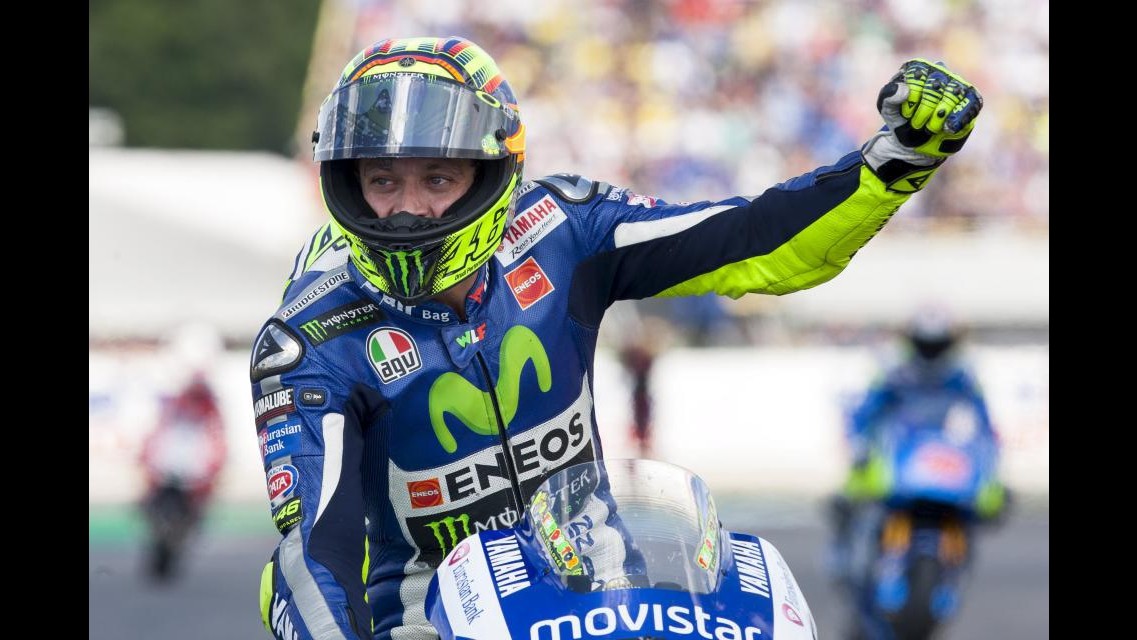 MotoGp, nella sfida di Valencia Valentino Rossi vince se…
