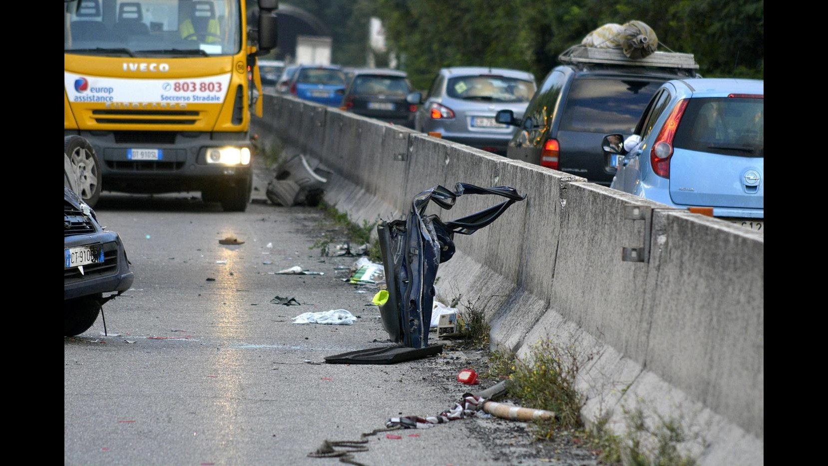 Torino, 28enne travolto da un’auto mentre è sul marciapiede: morto