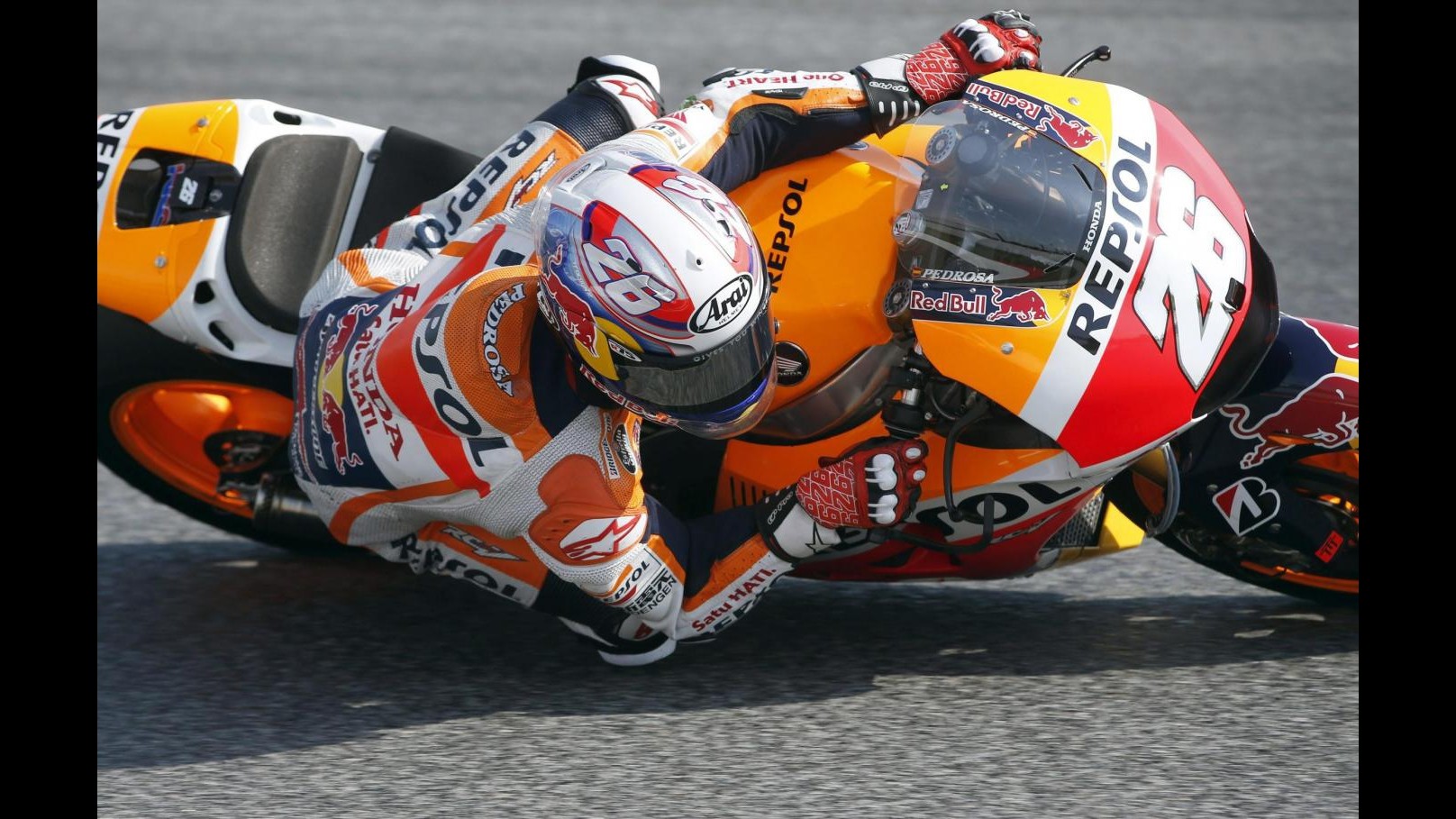 Malesia, trionfa Malesia. Marquez fuori dopo contatto sospetto con Rossi