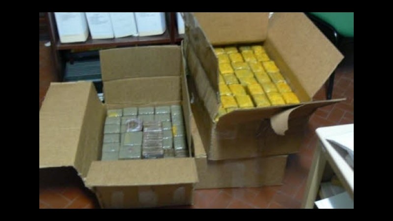 Roma, sequestrati 6 chili di hashish, arrestato uno spacciatore 24enne