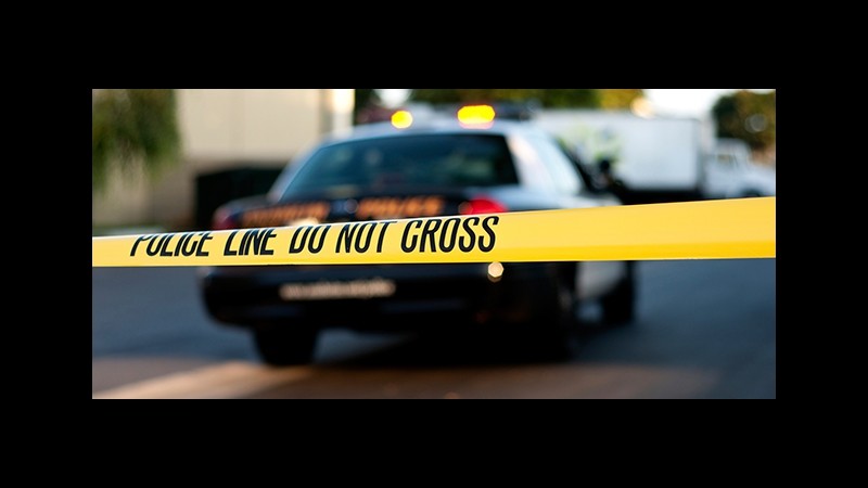 Usa, spari nei centri militari: 4 morti, ucciso l’assalitore. Fbi: No legame coi terroristi