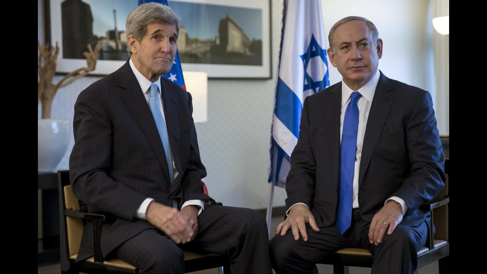 Siria, Kerry: Assad è ostacolo a transizione politica del Paese. E incontra  Netanyahu