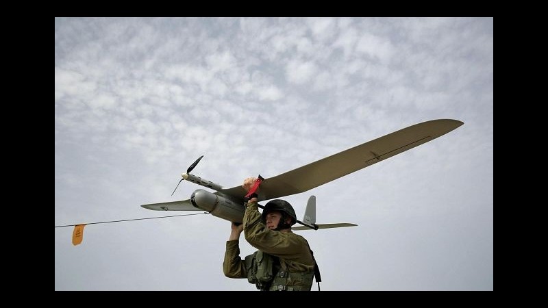 Pakistan abbatte drone spia indiano nelle territorio del Kashmir