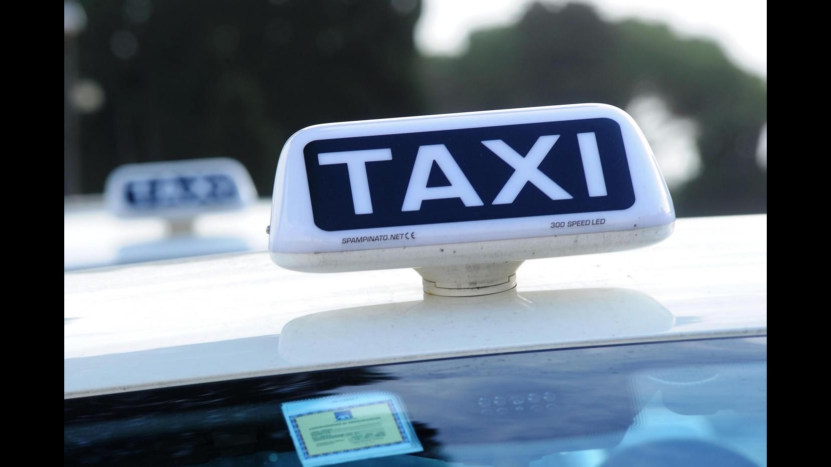 Milano, su Radio Taxi il Comune ricorre al Consiglio di Stato