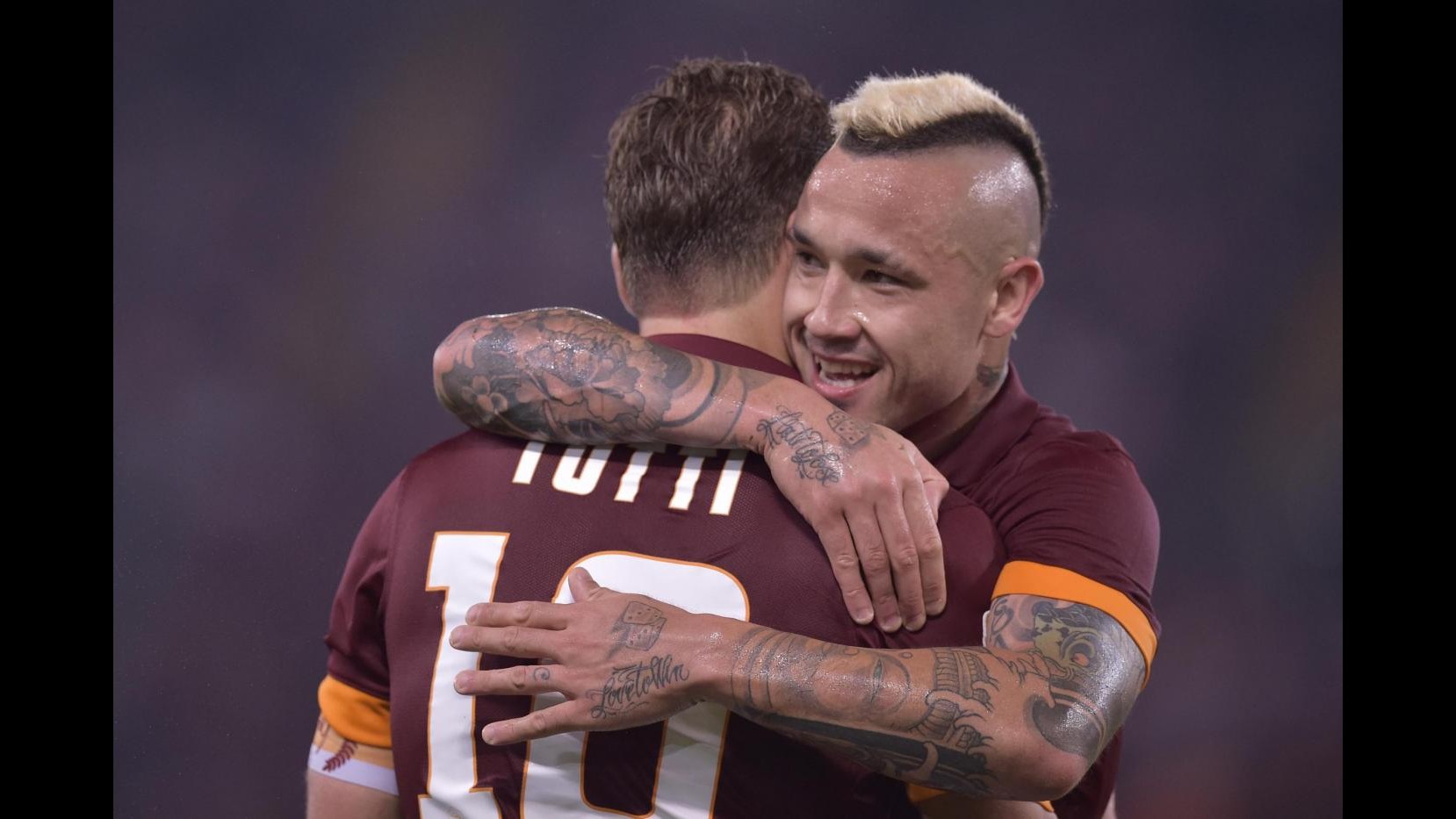 Roma, Nainggolan rinnova fino al 2020: Sono felice, darò tutto per vincere