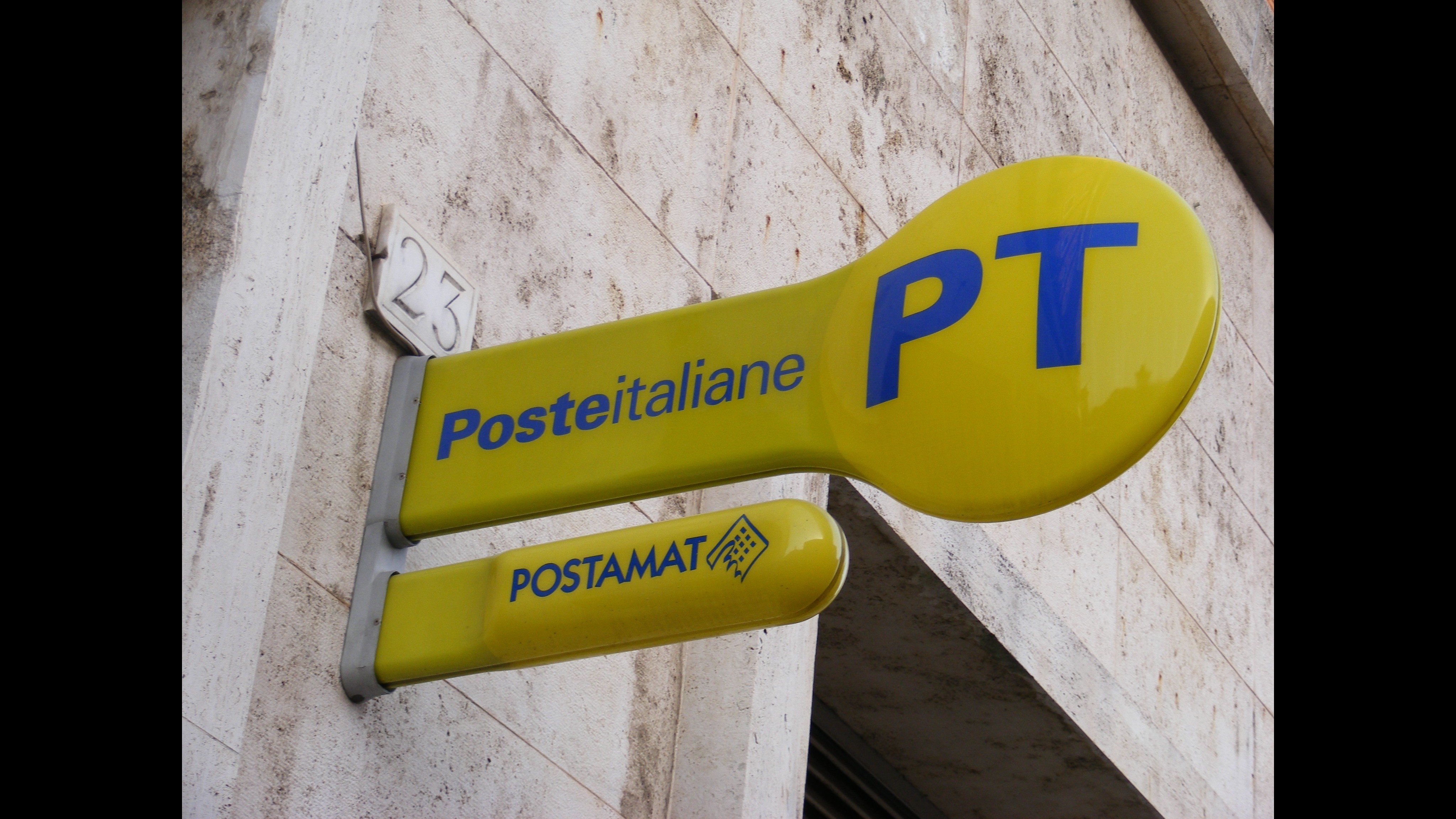 Poste, mobilitazione contro chiusura di 59 uffici postali in Toscana