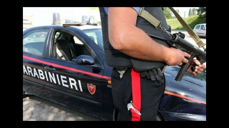 Lite per il parcheggio, agente penitenziario stermina famiglia nel casertano: 4 morti