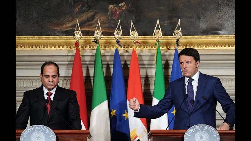 Egitto, Renzi: Si salverà solo con la leadership di al-Sissi