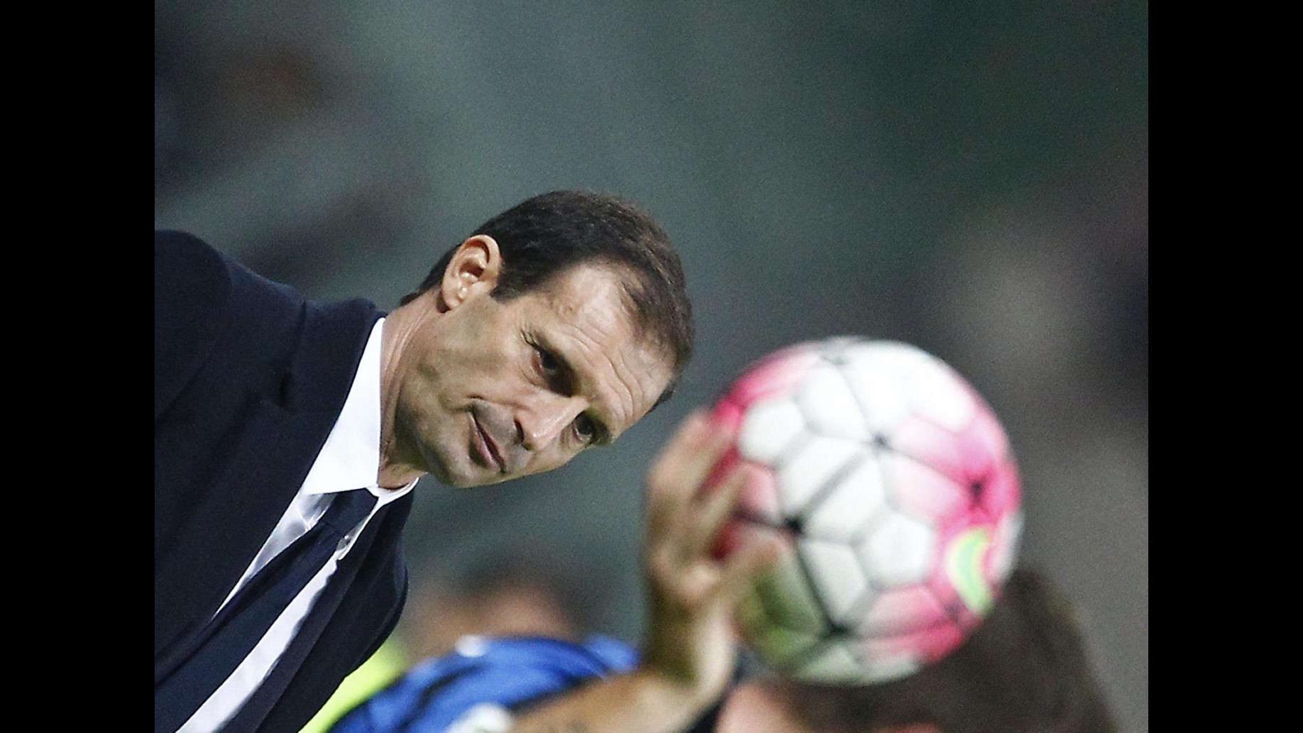 Juventus, Allegri: Dobbiamo dimezzare svantaggio entro Natale