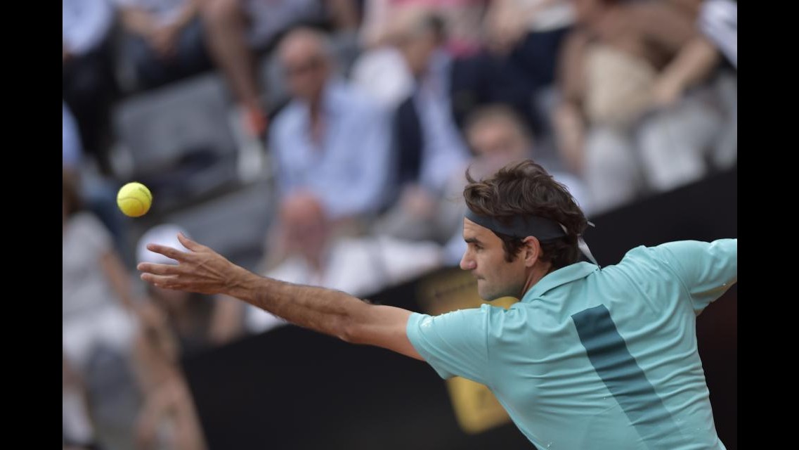 Tennis, Wimbledon: la finale è Djokovic-Federer, battuti Gasquet e Murray