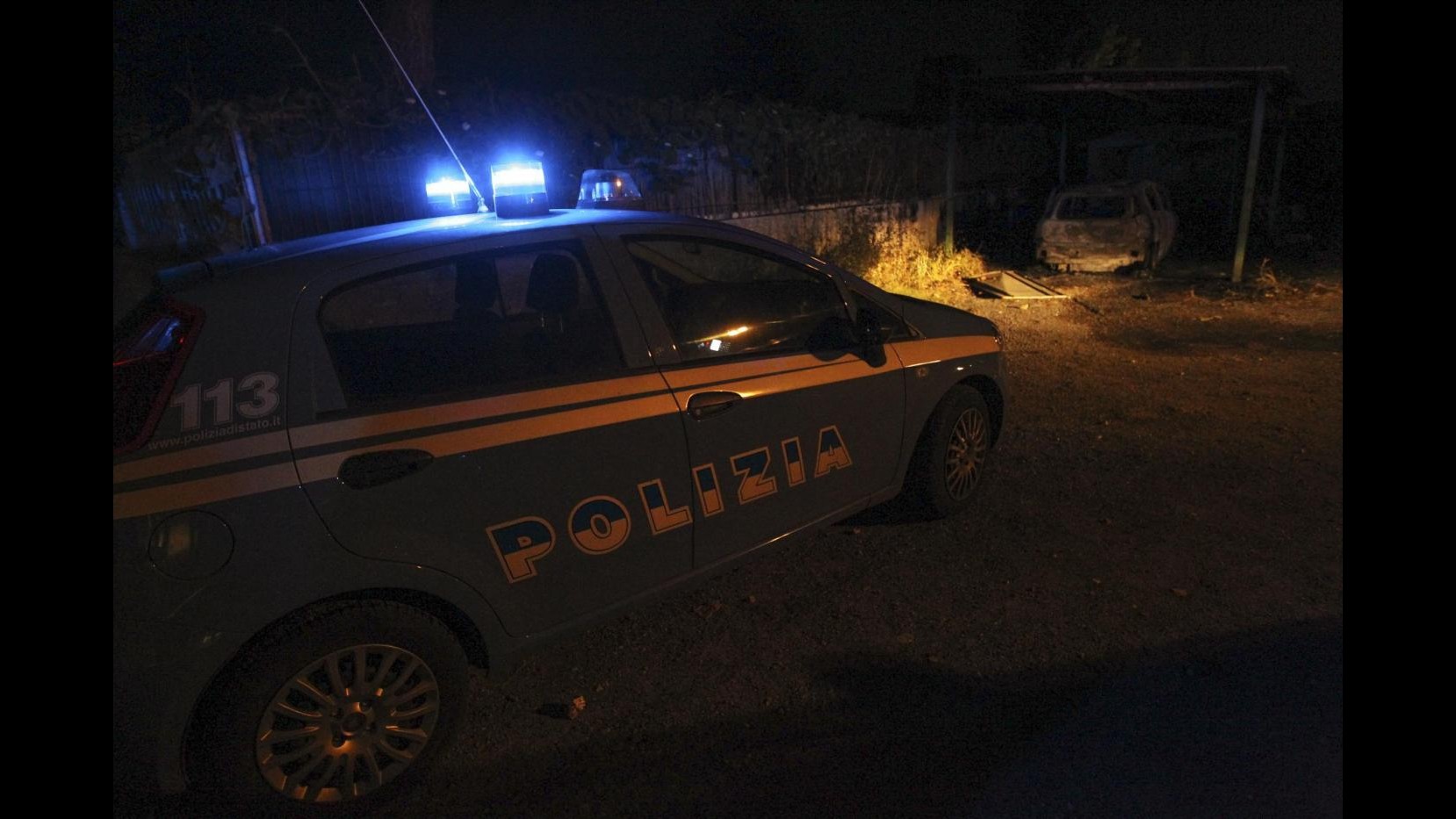 Napoli, irreperibile da 24 ore: pregiudicato fermato in sala scommesse