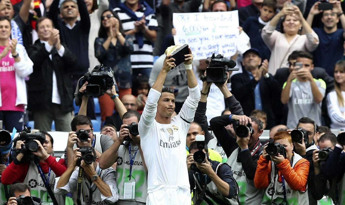 Liga, vincono Real Madrid e Barça. Ronaldo e Neymar show