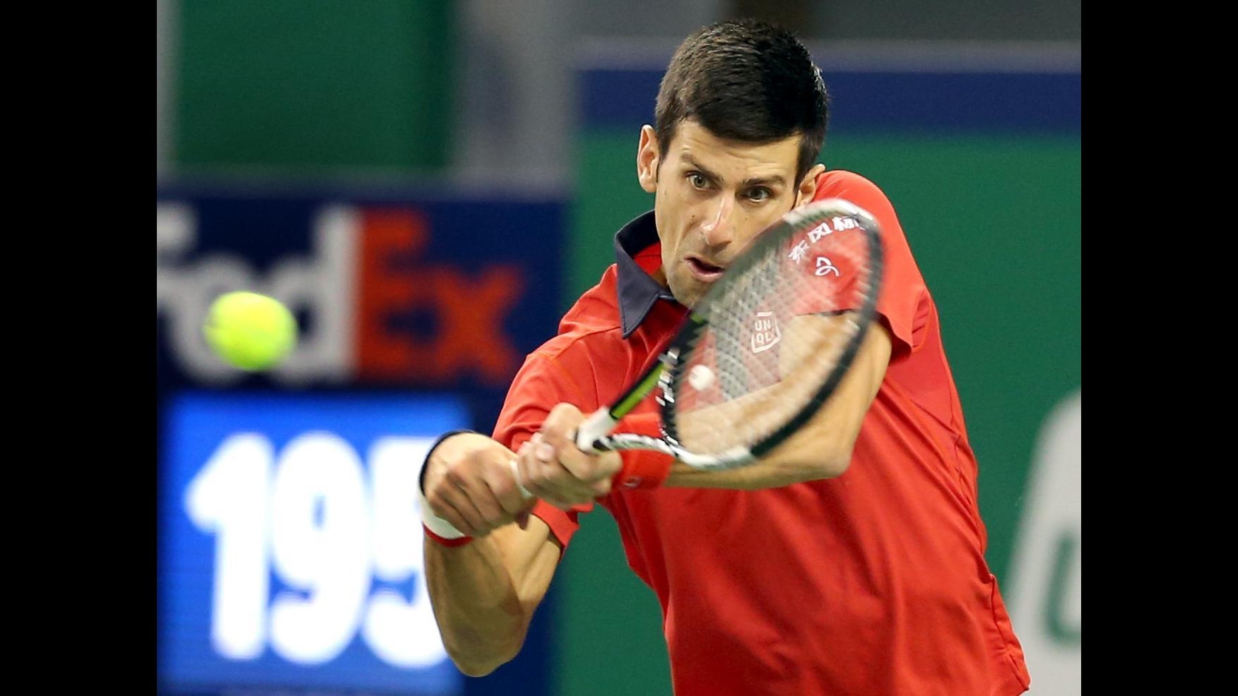 Tennis, Atp Shanghai: Djokovic batte Murray e vola in finale con Tsonga
