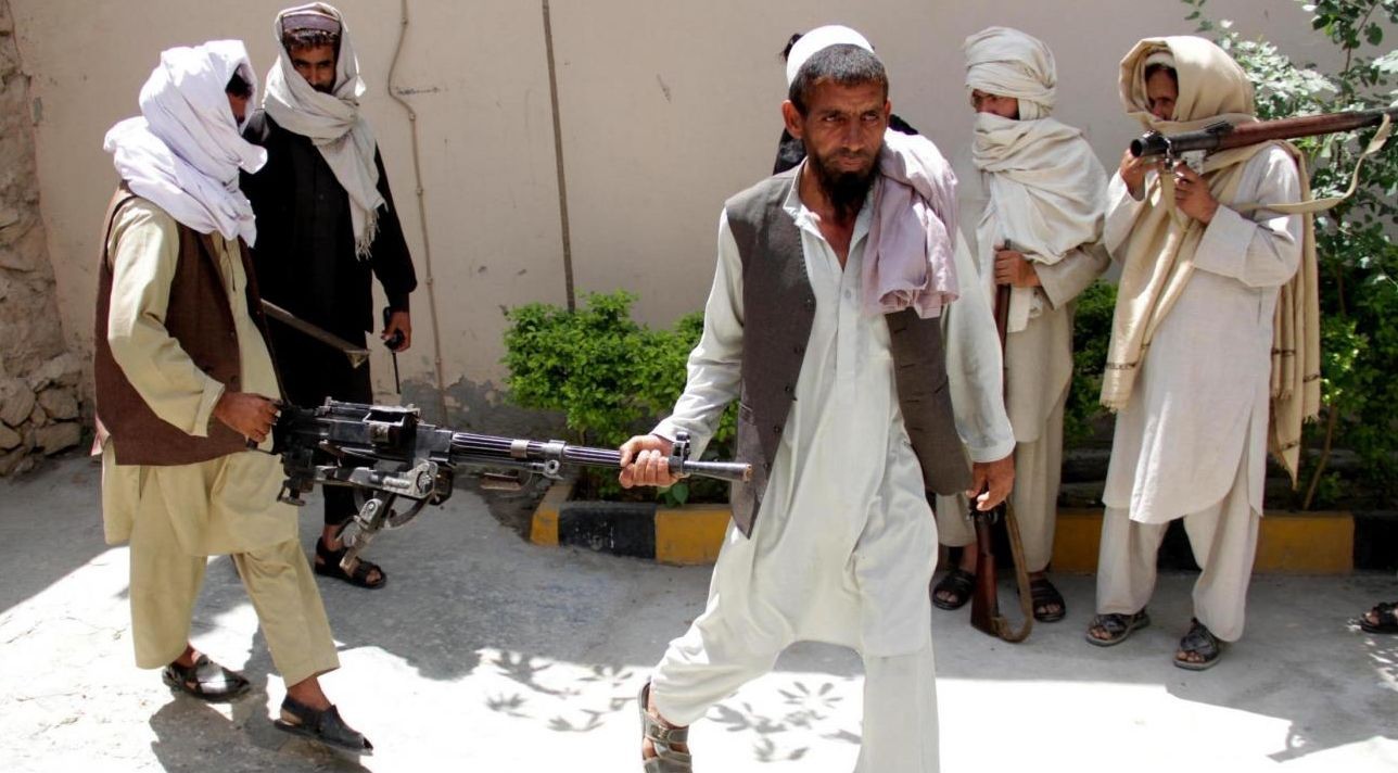 Afghanistan, il presidente conferma: mullah Omar è morto in Pakistan nel 2013