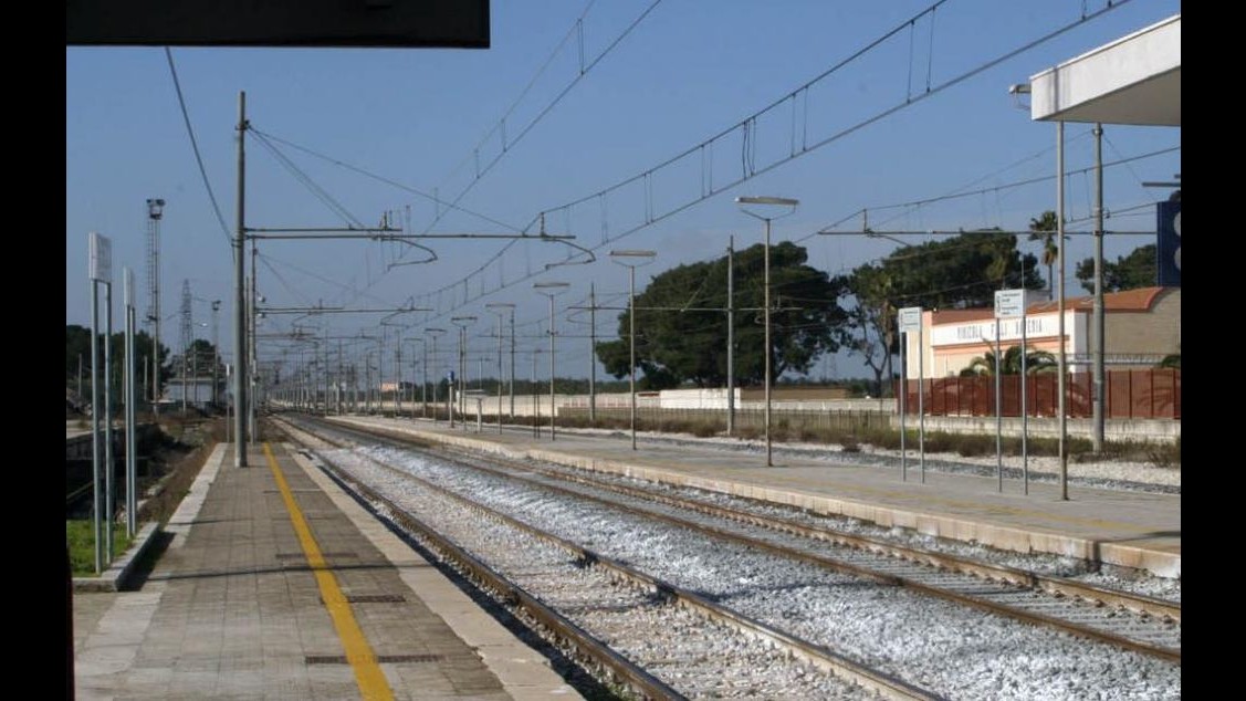 Rfi: Stop di un’ora linea Milano-Brescia per investimento mortale