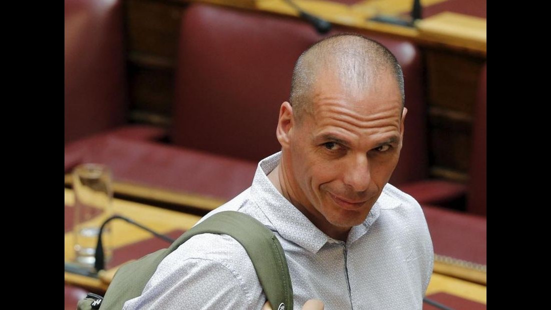 Grecia, Varoufakis spiega il suo ‘piano B’: Mercato del debito contro limiti a sovranità