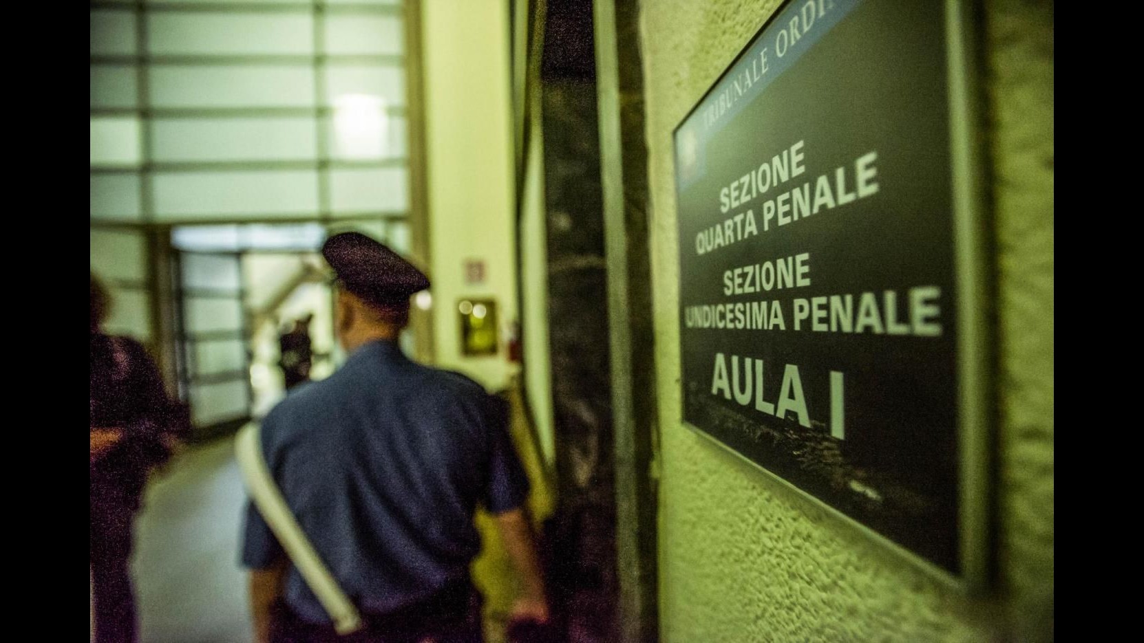 Milano, omicidio Bussero. Vigile in silenzio davanti al gip