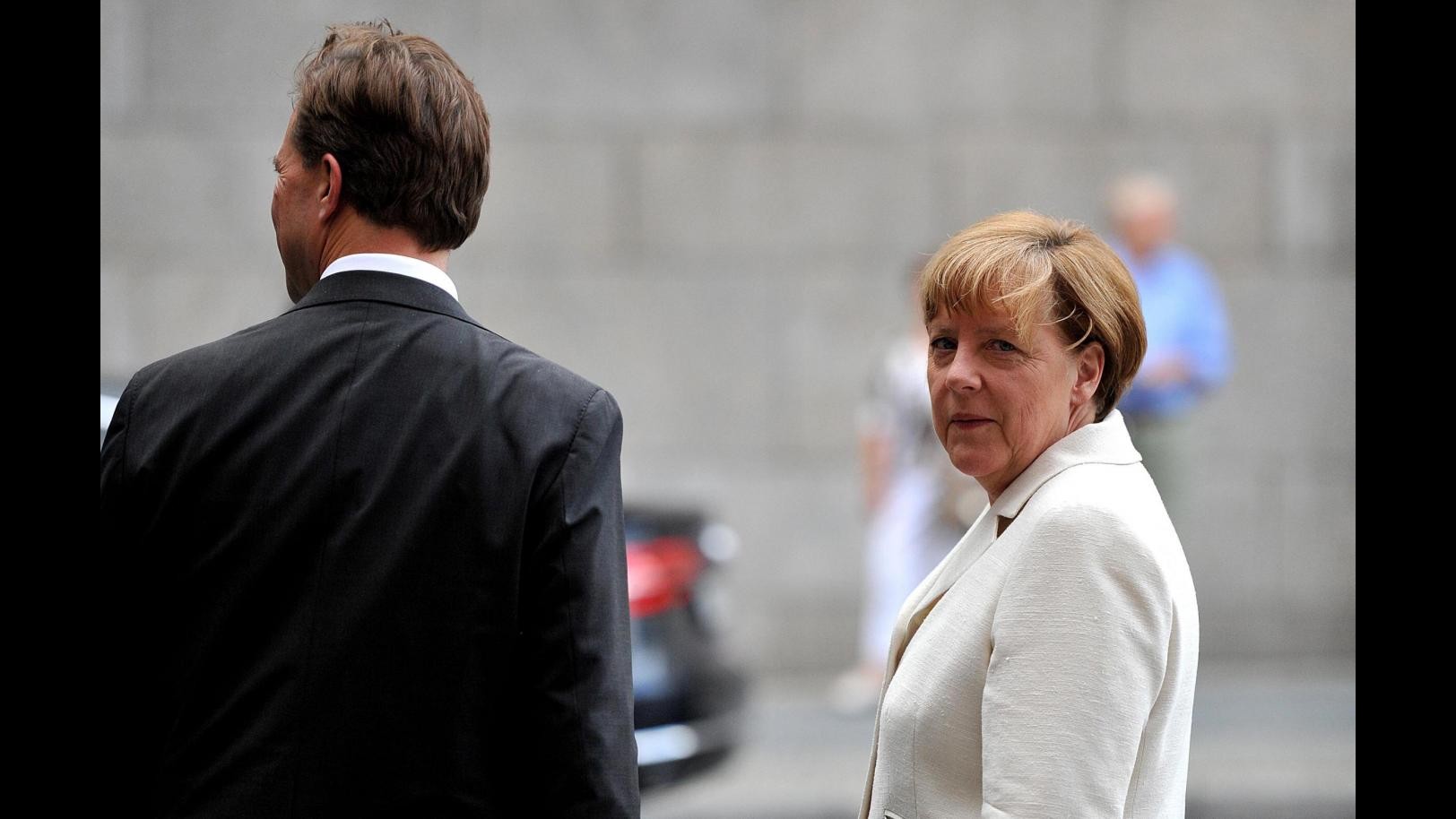Malore per Angela Merkel: svenuta durante il festival di Wagner in Baviera
