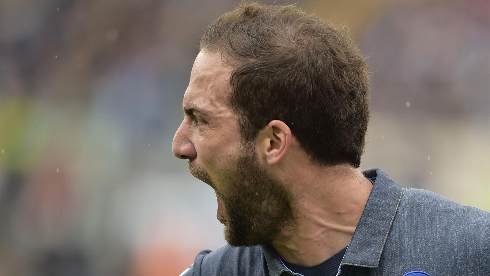 Higuain sfiora rissa a Ibiza con uno tifoso dopo uno sfottò