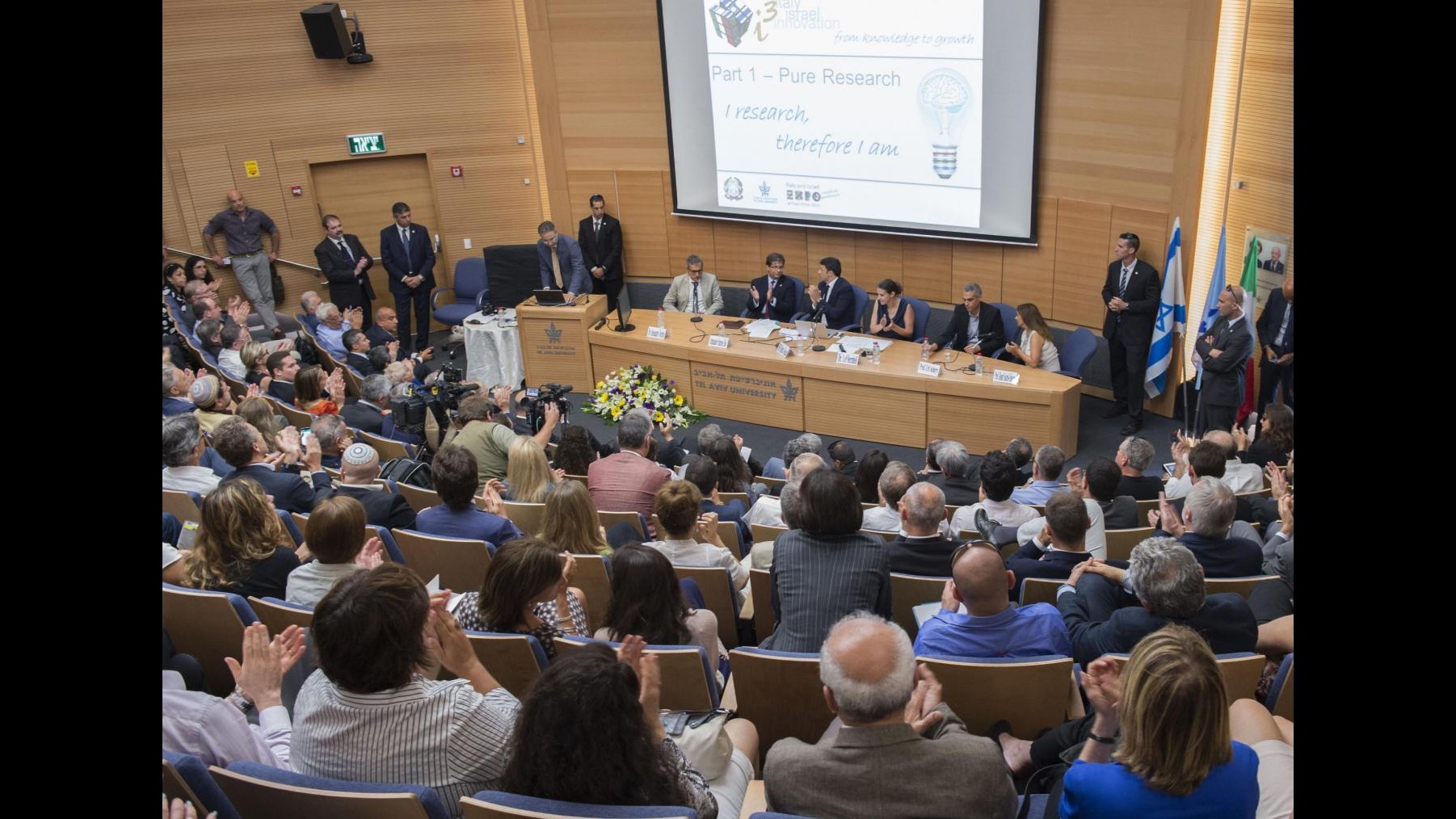 Israele, gli studenti italiani a Tel Aviv: Così investiamo sul futuro
