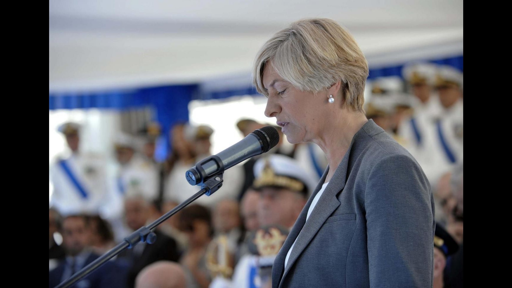 Isis, Pinotti: Consistenza fluttuante, oggi circa 15mila uomini