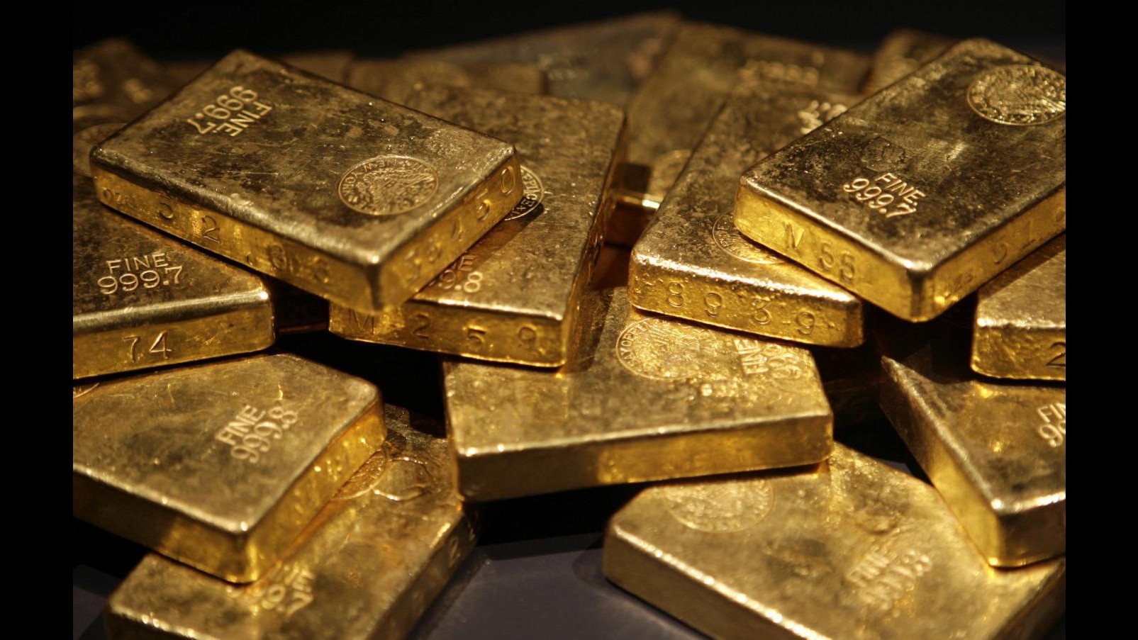 Oro ai minimi da oltre 5 anni, parte dalla Cina nuovo sell-off