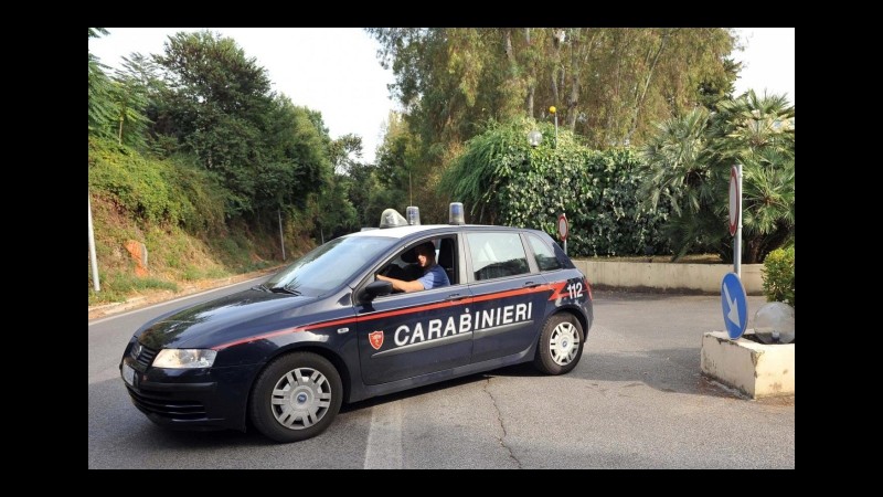 Modena, carabinieri arrestano stalker appostato sotto casa della ex