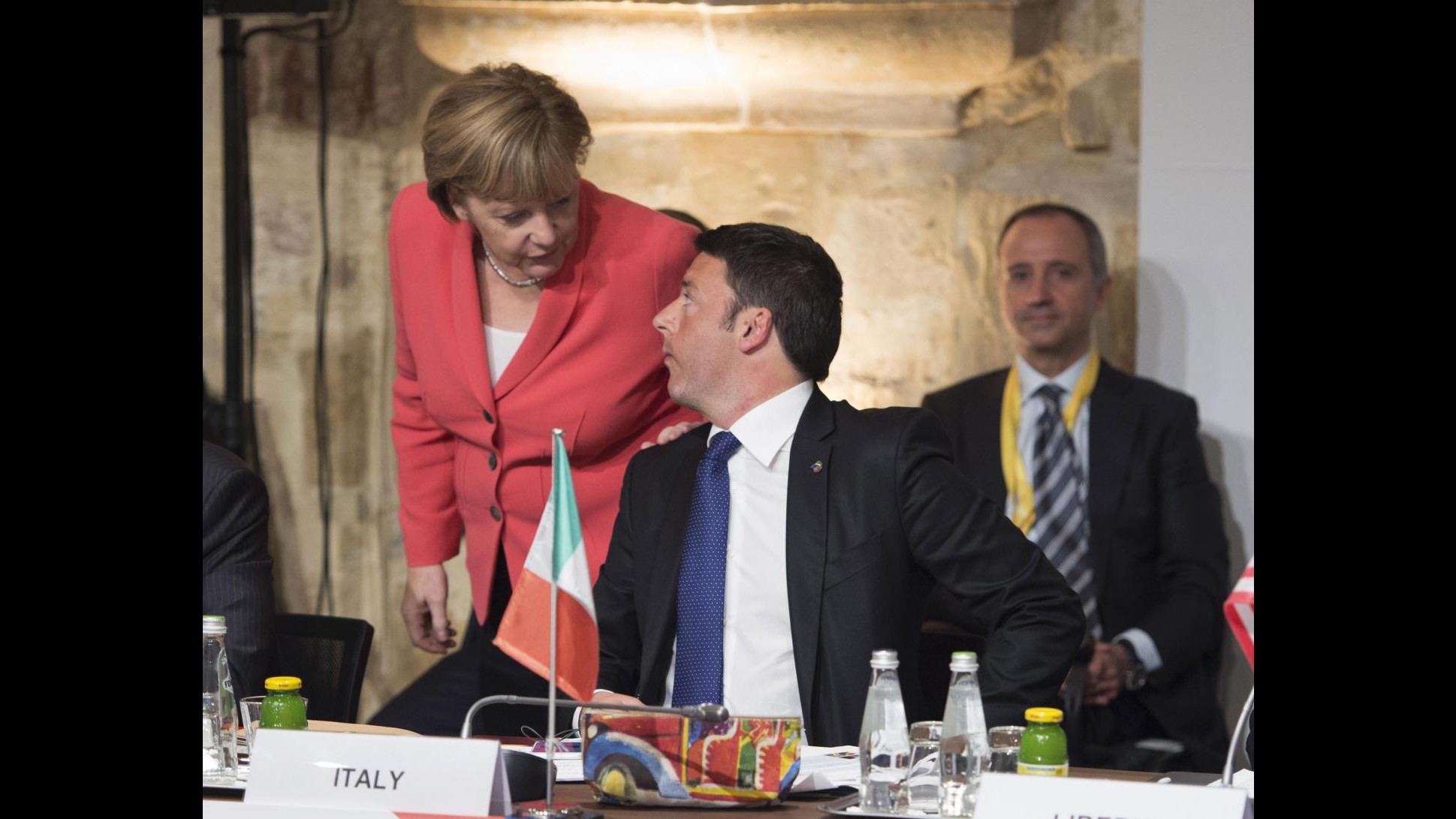 Migranti, Renzi: All’Europa serve uno sguardo nuovo