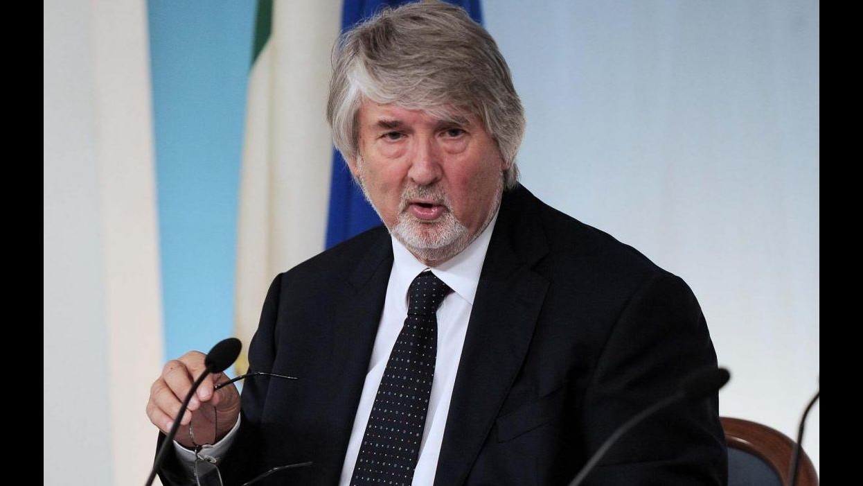 Lavoro, Poletti: Da 2016 non più possibili false partite Iva