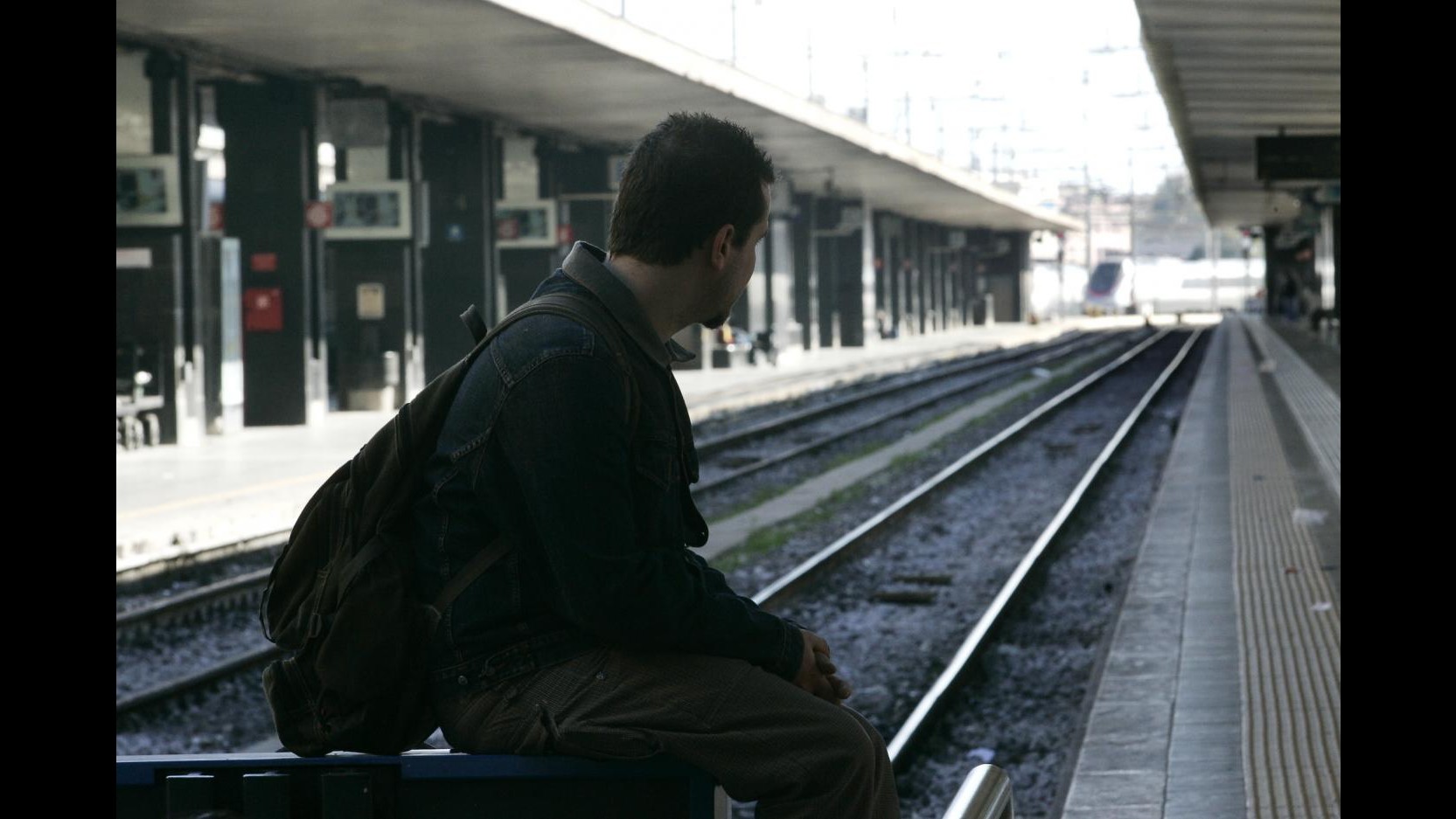 Milano, sciopero Trenord. Pendolari: Cancellati treni fasce garantite