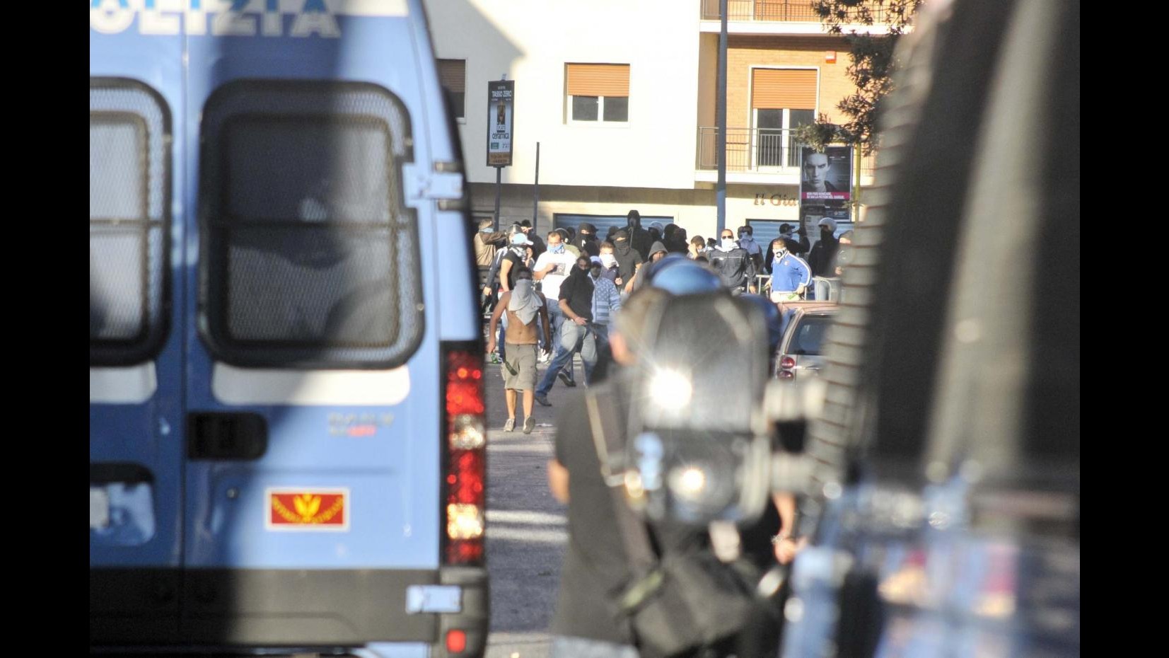 Rimini, 3 arresti e 19 denunce per rissa pre partita contro il Teramo