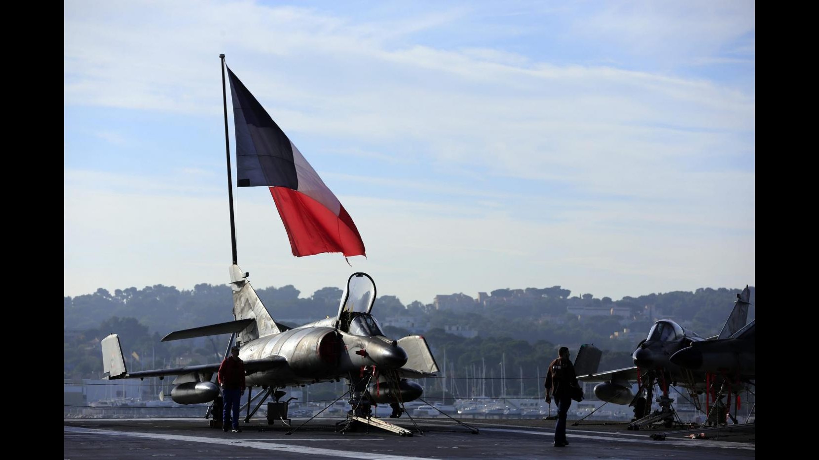 Parigi, Consiglio sicurezza Onu adotta risoluzione anti-terrorismo