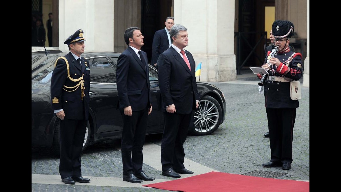 Ucraina, Poroshenko in visita a Roma: Abbiamo bisogno dell’Unione Europea