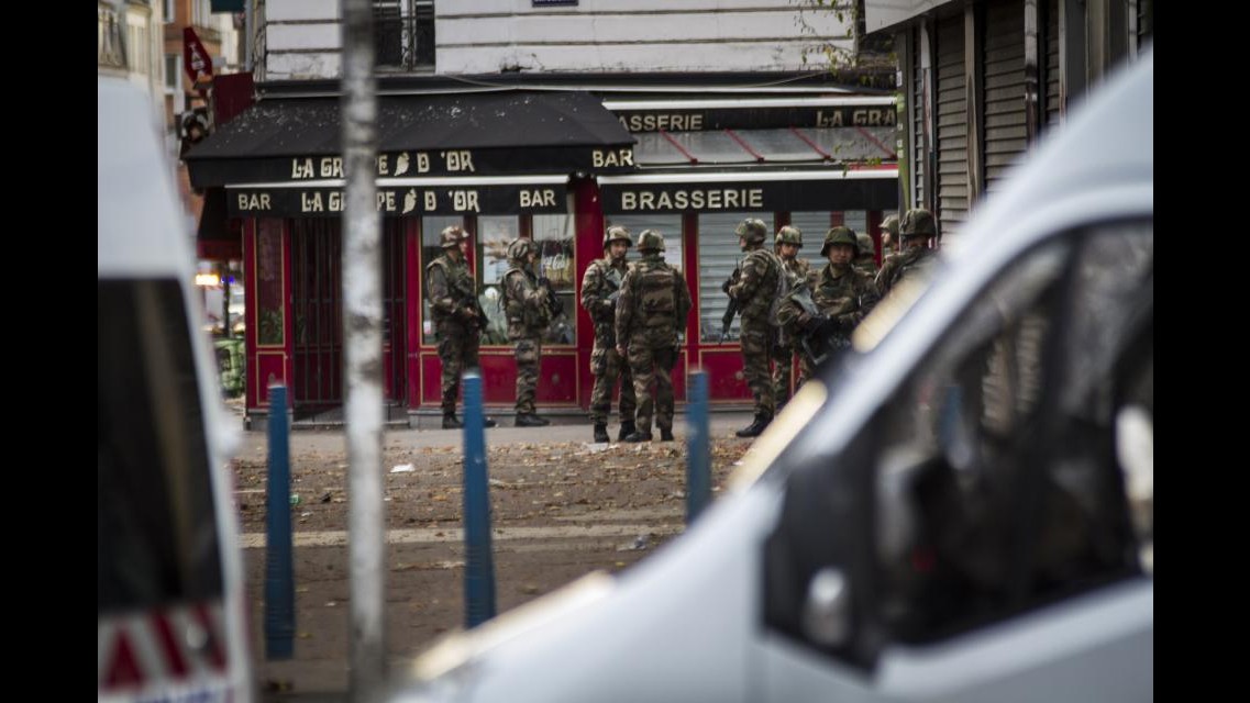 Strage di Parigi, operazione di polizia in corso a Charleville