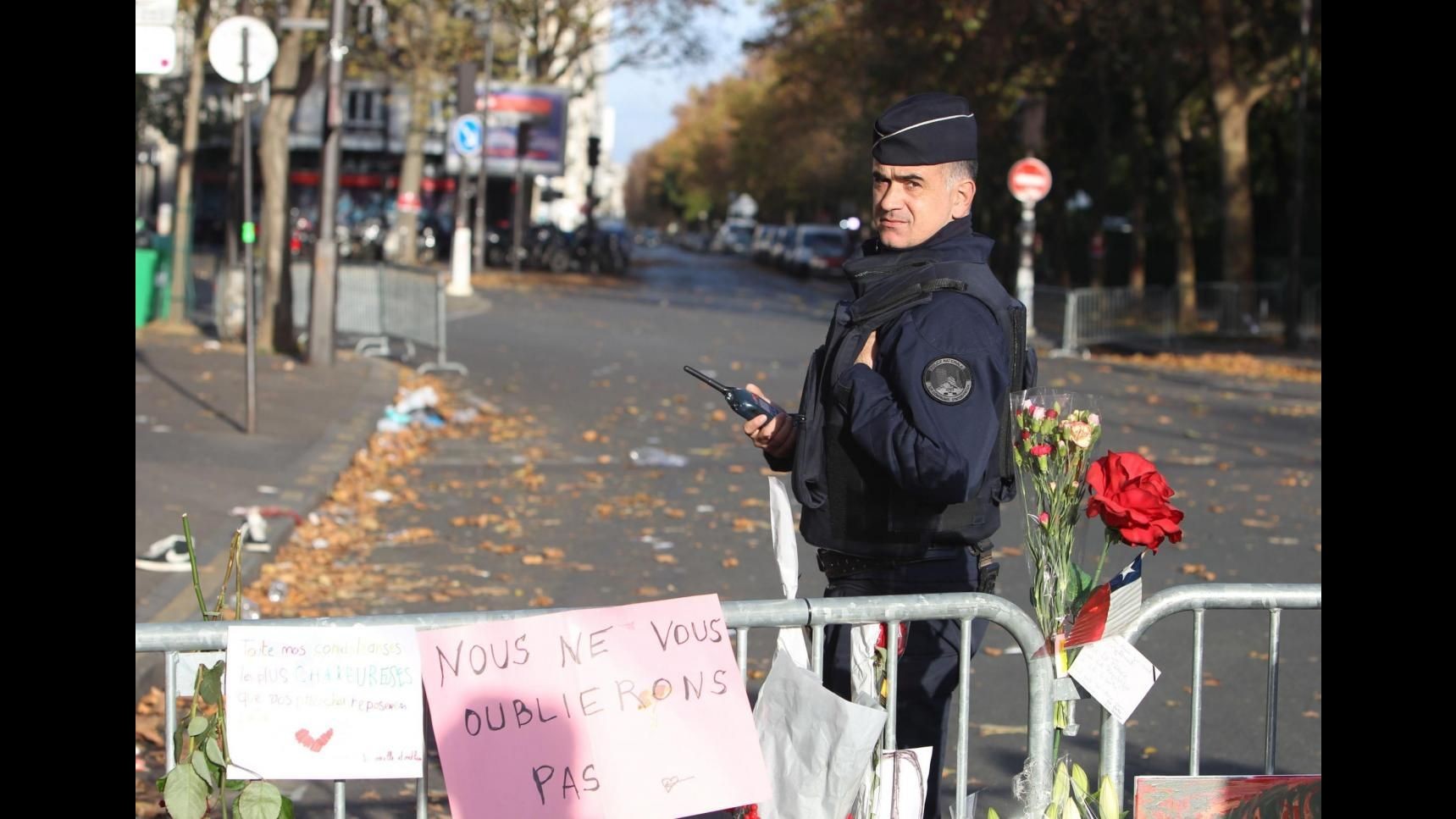 Parigi, annullata la manifestazione di domani alla moschea