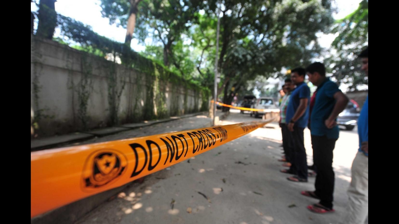 Bangladesh, Site: Isis rivendica il tentato assassinio del missionario italiano
