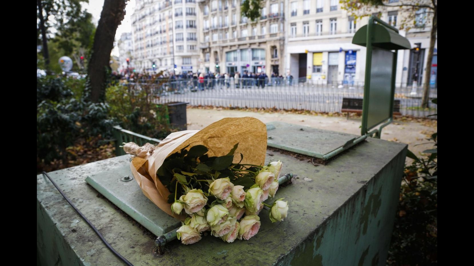 Parigi, Imposimato: Contro terrorismo intelligenza non forza