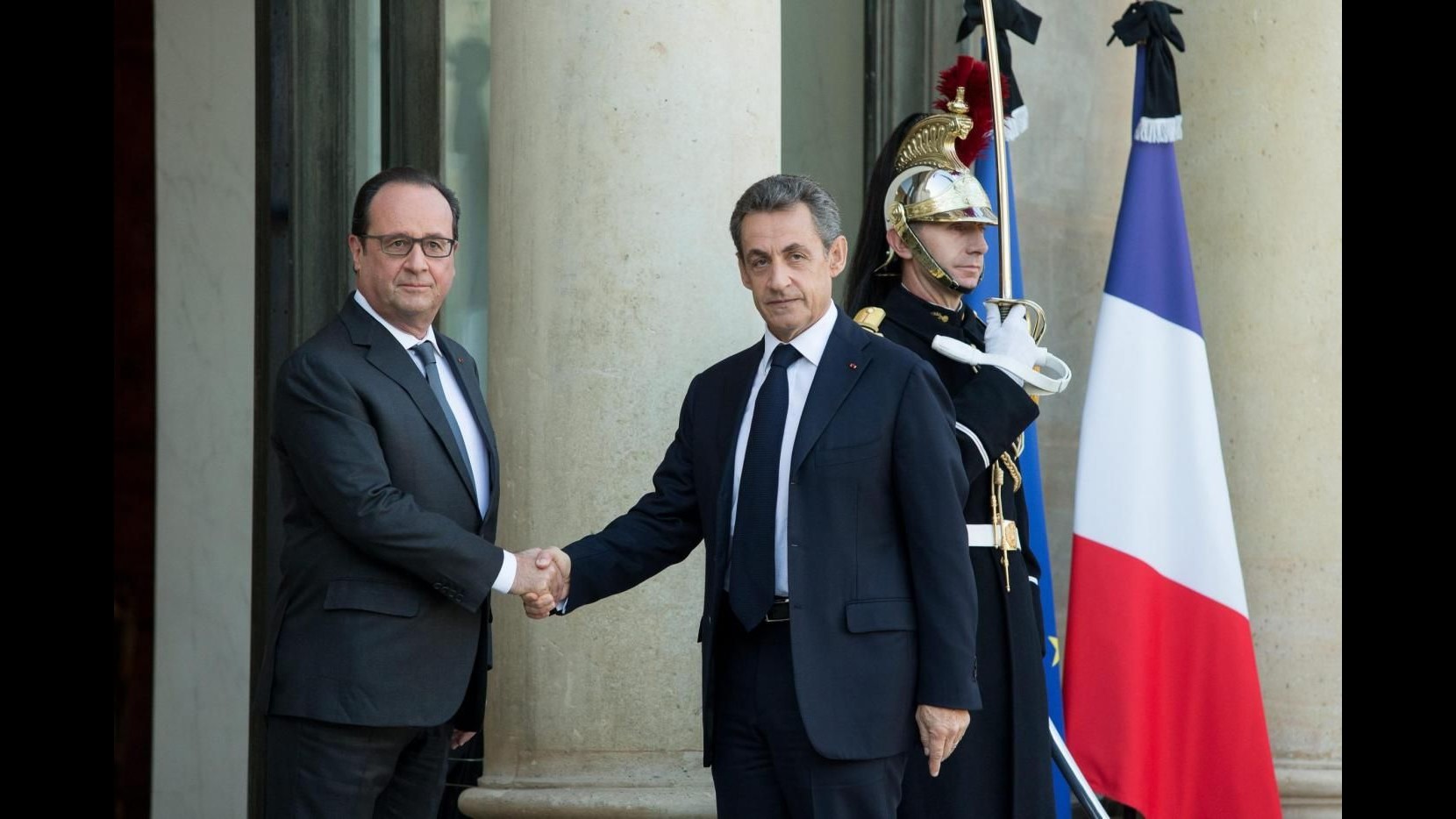 Parigi, Hollande e parlamento si preparano a scelte difficili