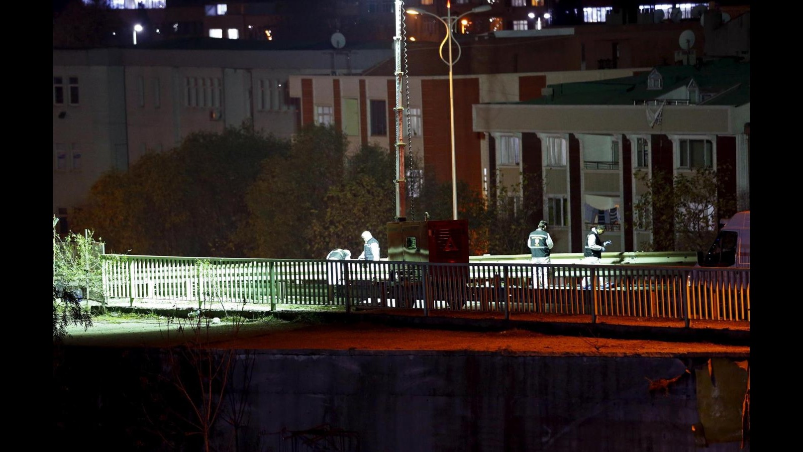 Turchia, esplosione metro Istanbul: sindaco conferma solo cinque feriti